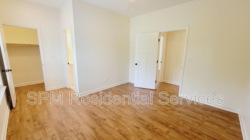 5012 Barefoot Dr property image