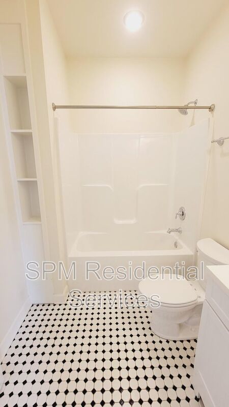 5012 Barefoot Dr property image