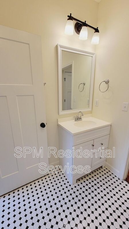 5012 Barefoot Dr property image