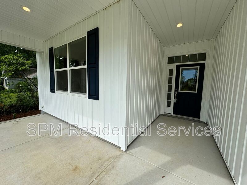 1121 Echo Dr NE property image