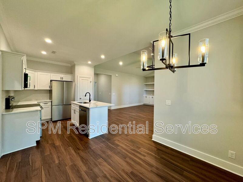 1121 Echo Dr NE property image