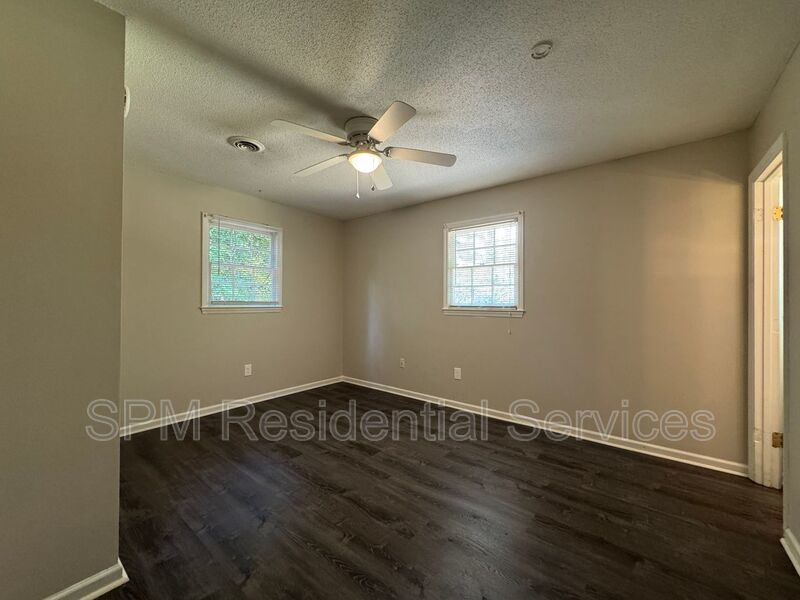 Kings Grant - Located within 6.5 Miles of UNCW, ILM Airport, and Wrightsville Beach property image