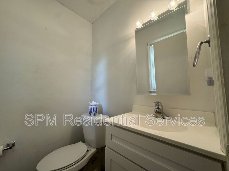 Kings Grant - Located within 6.5 Miles of UNCW, ILM Airport, and Wrightsville Beach property image