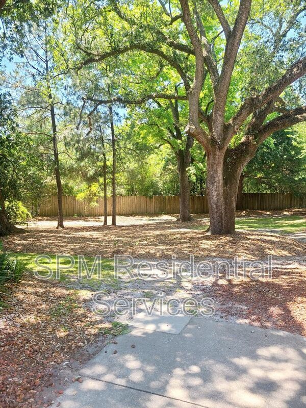 Close to UNCW and Wrightsville Beach. property image