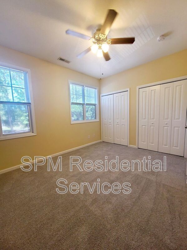 Close to UNCW and Wrightsville Beach. property image