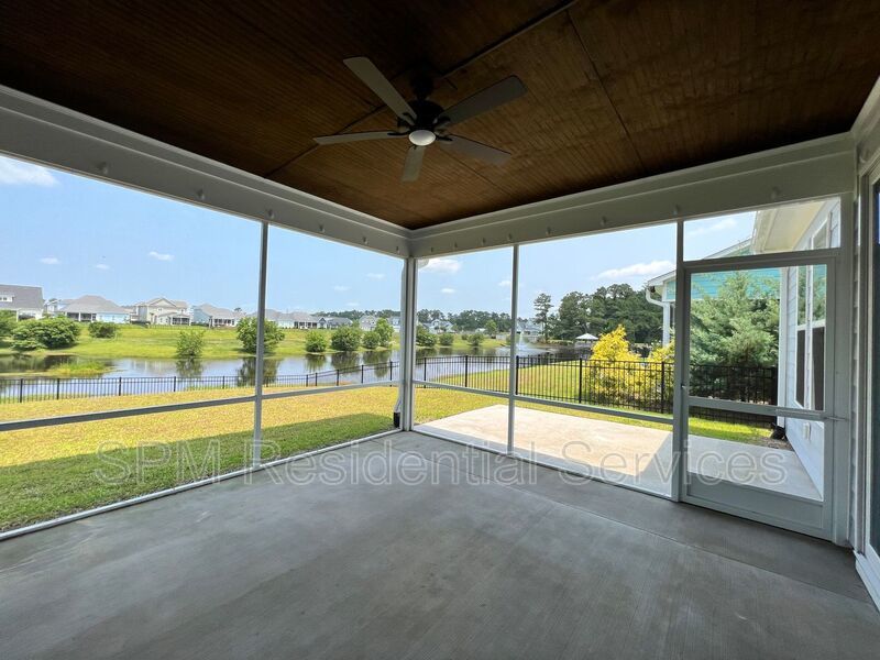 4 Bedroom in Quiet neighborhood in Wyndwater property image