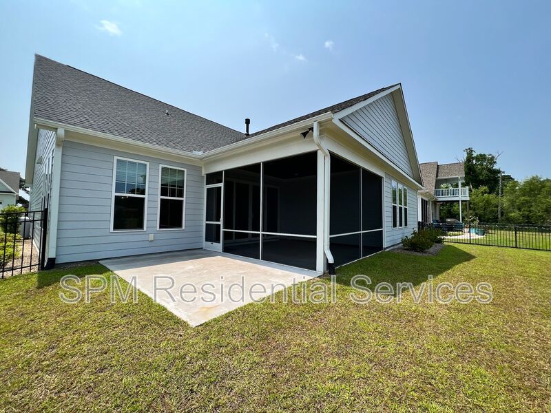 4 Bedroom in Quiet neighborhood in Wyndwater property image