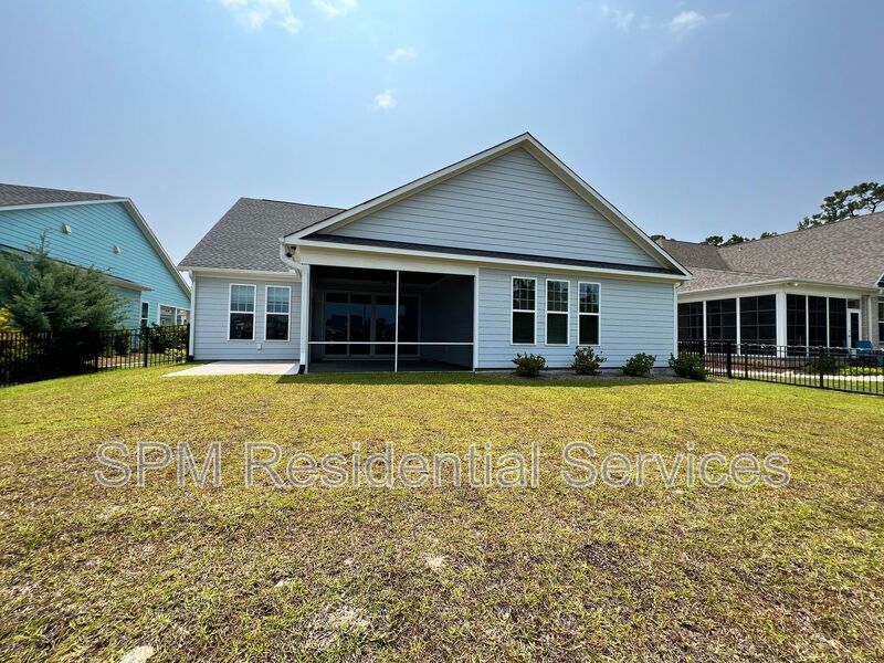 4 Bedroom in Quiet neighborhood in Wyndwater property image
