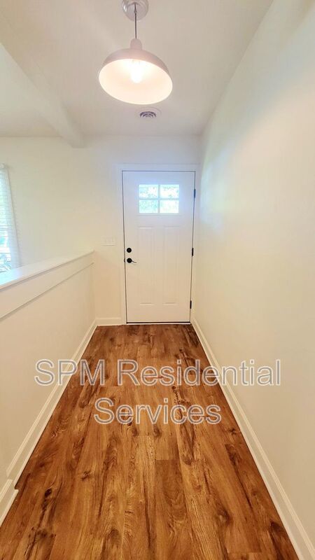 Walking distance to UNCW! property image
