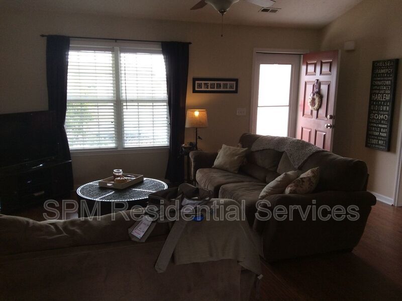 3 Bedroom in Quiet neighborhood in the Neighborhood of Holly Ridge property image
