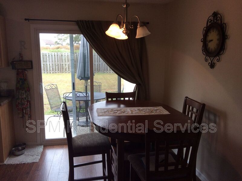 3 Bedroom in Quiet neighborhood in the Neighborhood of Holly Ridge property image