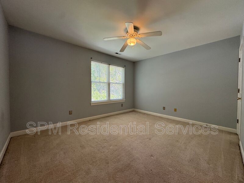 Forrest Cove -  Within 3 Miles of UNCW & Wrightsville beach, Community Pool, Washer & Dryer Included property image