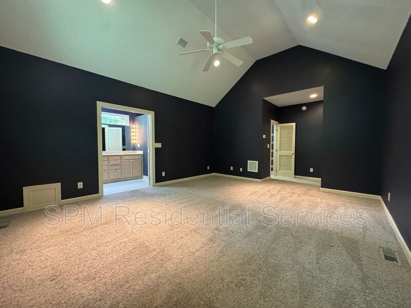 Pelican Reef - Community Pool, Washer & Dryer Included, Bonus Storage Shed property image