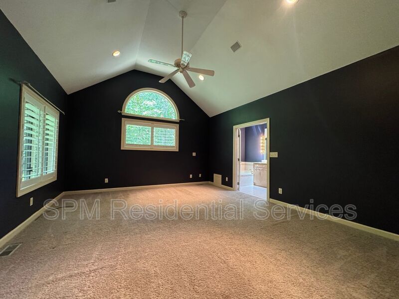 Pelican Reef - Community Pool, Washer & Dryer Included, Bonus Storage Shed property image
