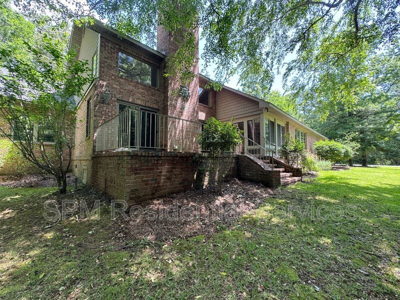 Pelican Reef - Community Pool, Washer & Dryer Included, Bonus Storage Shed property image