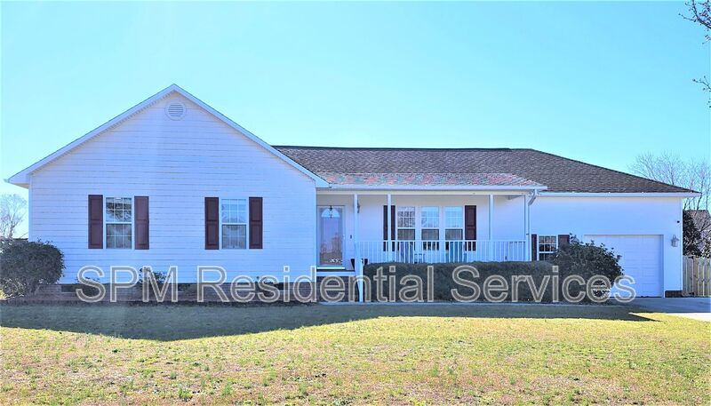 2922 Sloop Point Loop Rd Hampstead, NC 28443-2693 | Sweyer Property ...