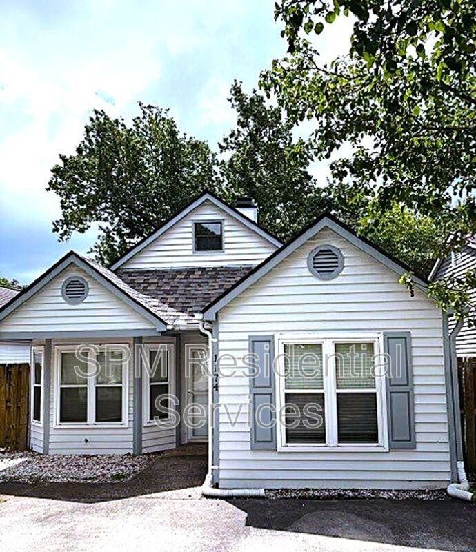 3 Bedroom with Private Fenced Yard!  ($500 MOVE-IN CREDIT) property image