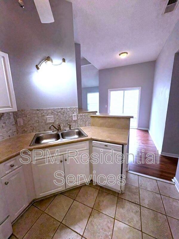 3 Bedroom with Private Fenced Yard!  ($500 MOVE-IN CREDIT) property image
