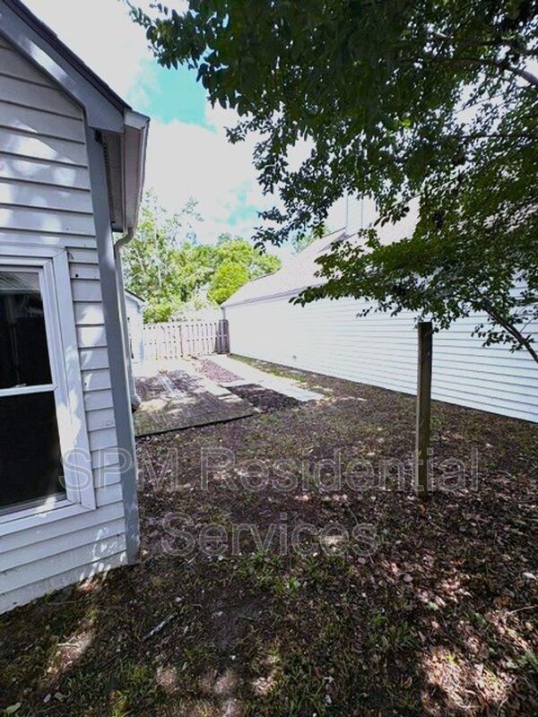 3 Bedroom with Private Fenced Yard!  ($500 MOVE-IN CREDIT) property image