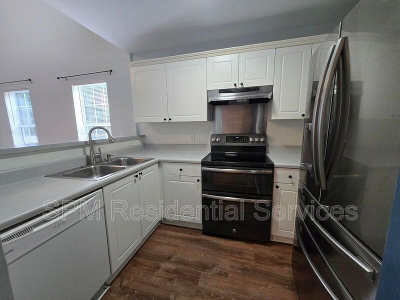3 Bedroom, close to Long Leaf Park property image