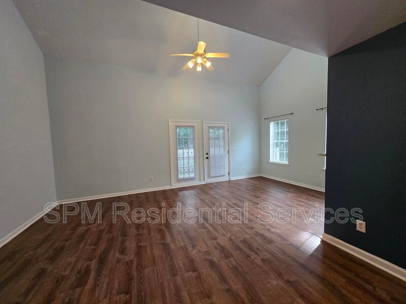 3 Bedroom, close to Long Leaf Park property image