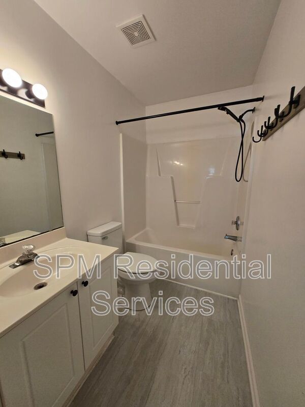 3 Bedroom, close to Long Leaf Park property image