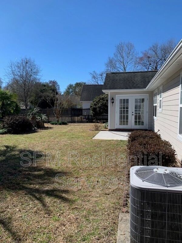 3 bedroom 2 bath home in Carriage Hills - Midtown Wilmington property image
