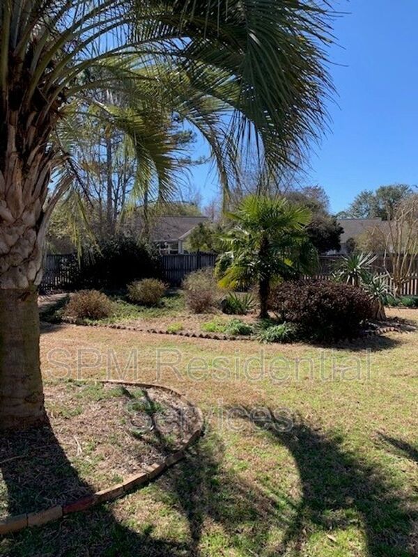 3 bedroom 2 bath home in Carriage Hills - Midtown Wilmington property image