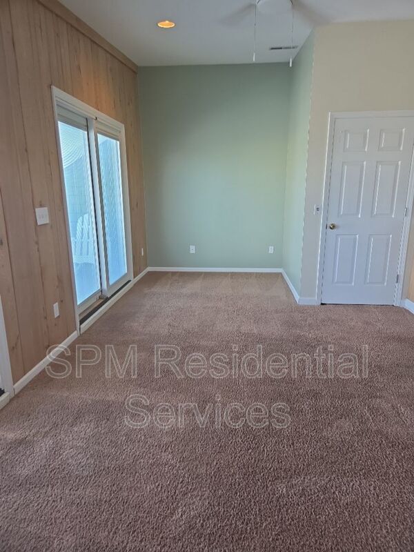 Walking distance from the beach, Oceanside, Walking distance to restaurants and shops property image