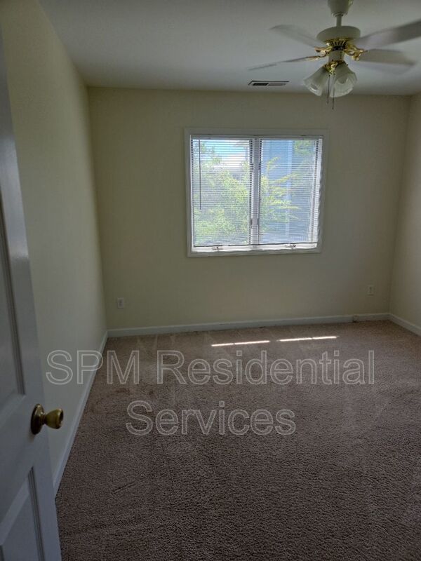 Walking distance from the beach, Oceanside, Walking distance to restaurants and shops property image
