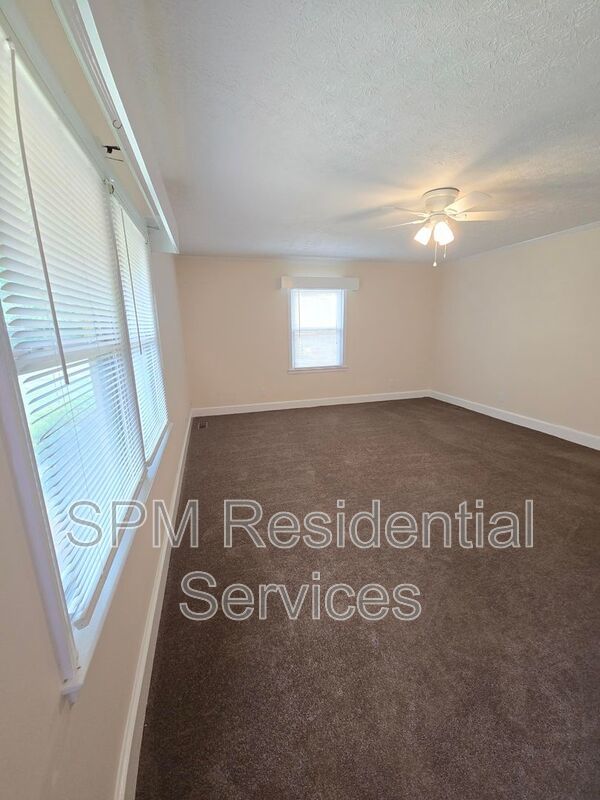 Close to UNCW and Wrightsville Beach. Recently Updated property image
