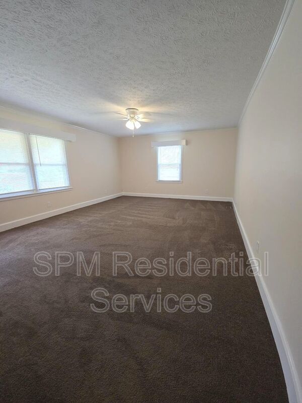 Close to UNCW and Wrightsville Beach. Recently Updated property image