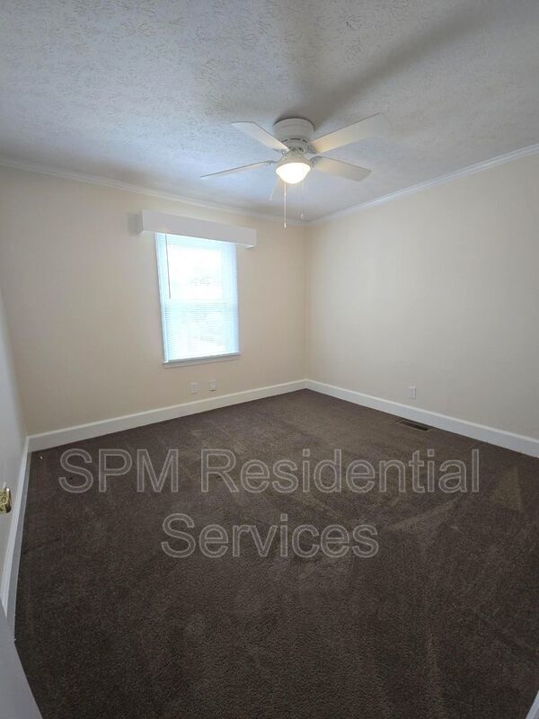 Close to UNCW and Wrightsville Beach. Recently Updated property image