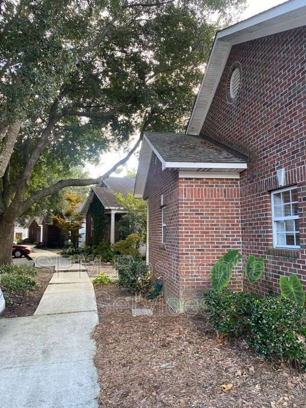 Lake Avenue Patio Homes property image