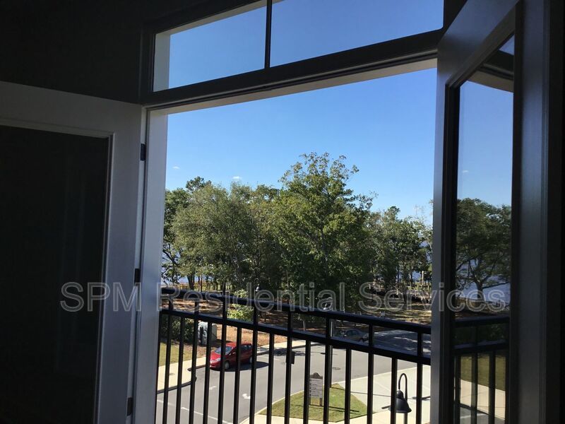 Riverlights, Elevator, Pool/Gym property image