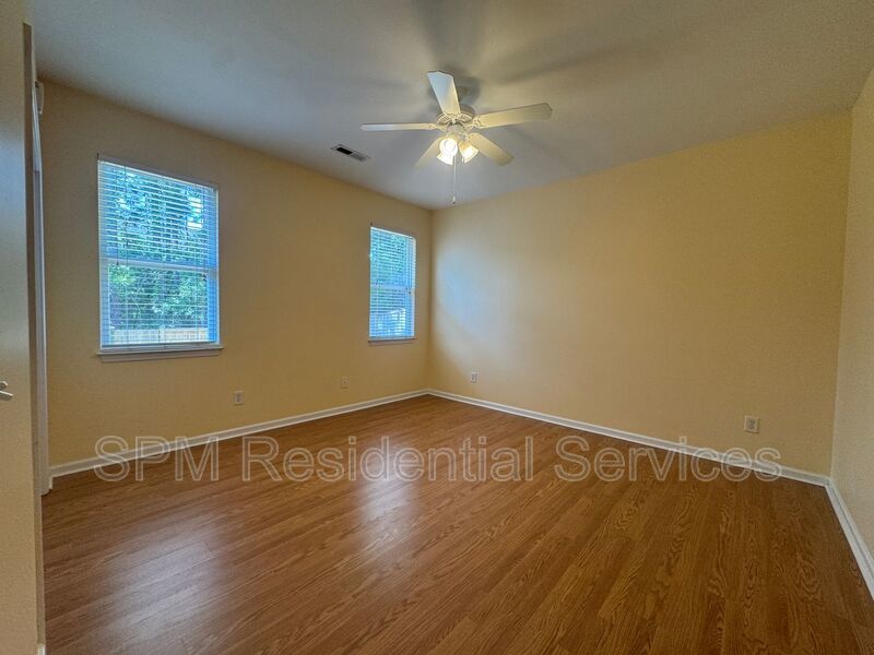 The Arbors at Westgate - Sidewalk lined streets within walking distance to shops/restaurants. property image