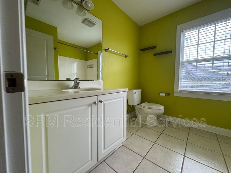 WATERFORD- LARGE FENCED IN BACKYARD, ACCESS TO ALL WATERFORD AMENITIES property image