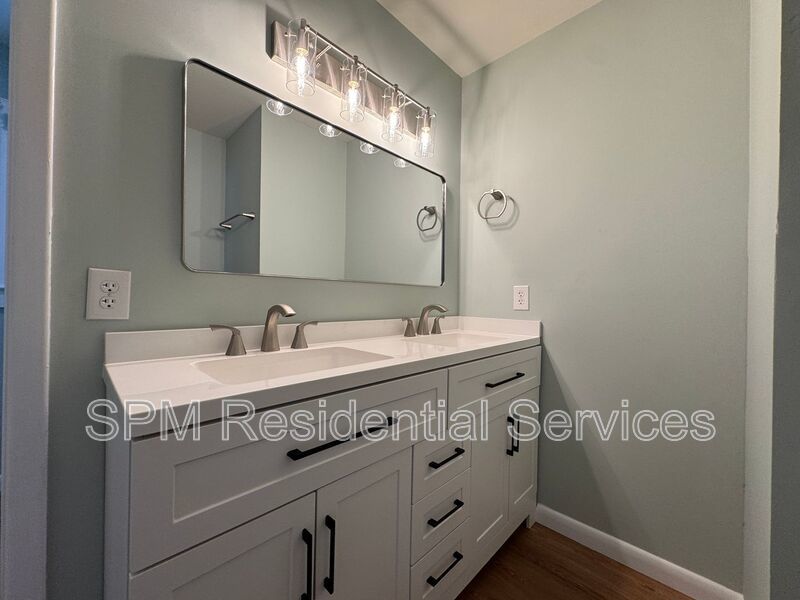 Murrayville - New Stainless Steel Appliances, Washer & Dryer Included, Large Yard property image