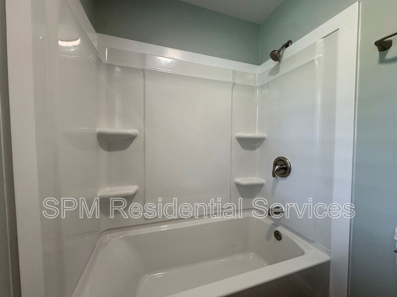 Murrayville - New Stainless Steel Appliances, Washer & Dryer Included, Large Yard property image