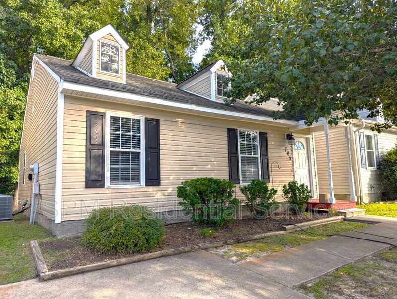 2 Bedroom 2 Bath, close to UNCW property image