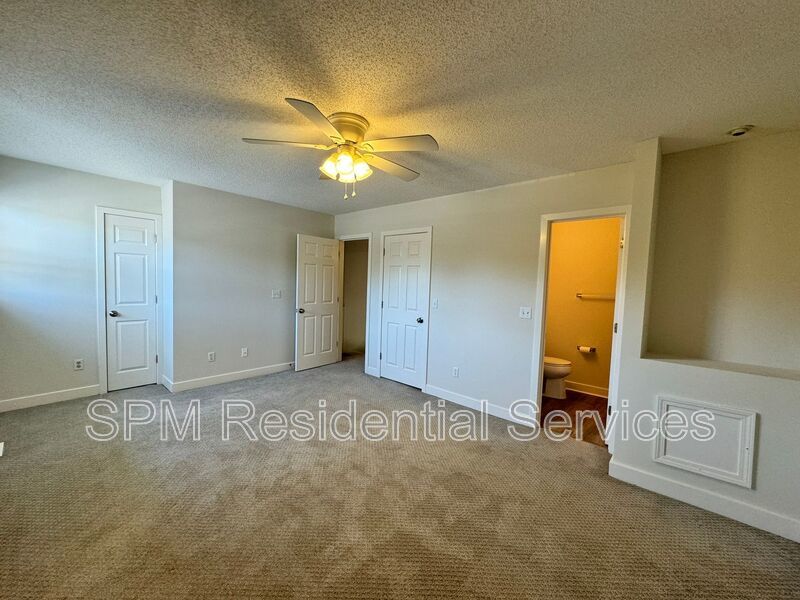 3 Bed 3 Bath  - Private Fenced Patio property image