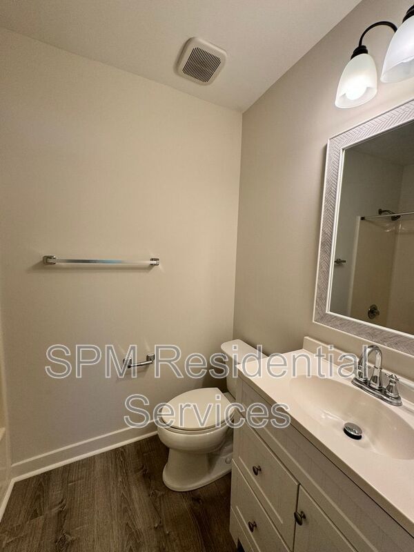 3 Bed 3 Bath  - Private Fenced Patio property image