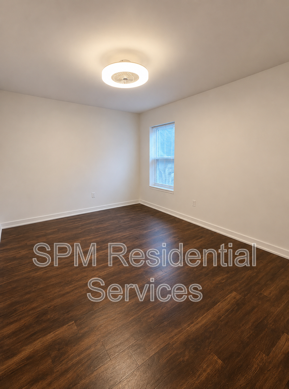 2nd Floor Downtown Wilmington, Close to CFCC property image