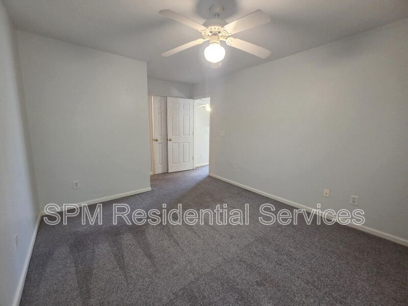 2 Bedroom townhome, midtown property image