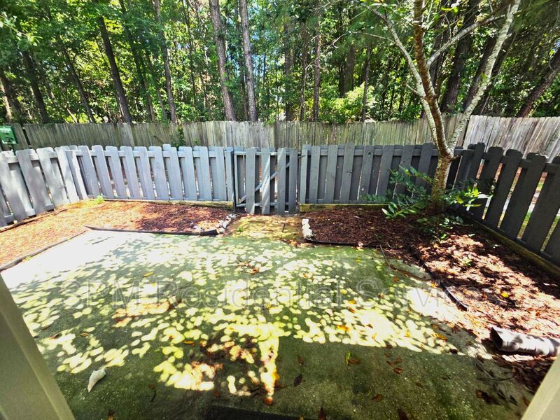 2 Bedroom townhome, midtown property image