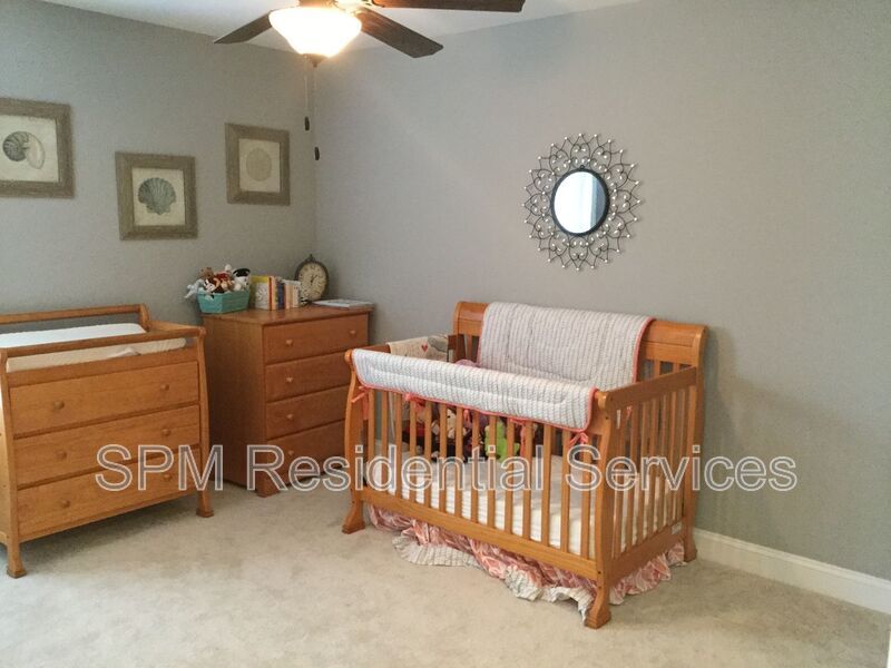 4 Bedroom 2 Story Beautiful Home in Chadwick Shores, close to Jacksonville, Wilmington and Topsail Beach. property image