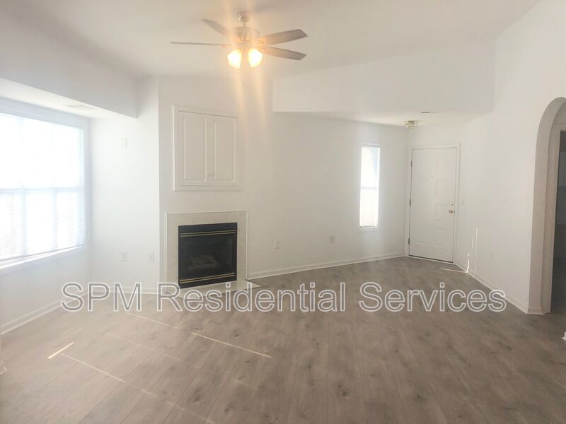 BREEZEWOOD property image