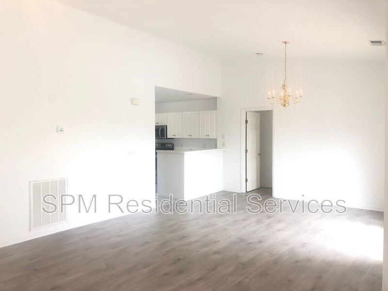 BREEZEWOOD property image