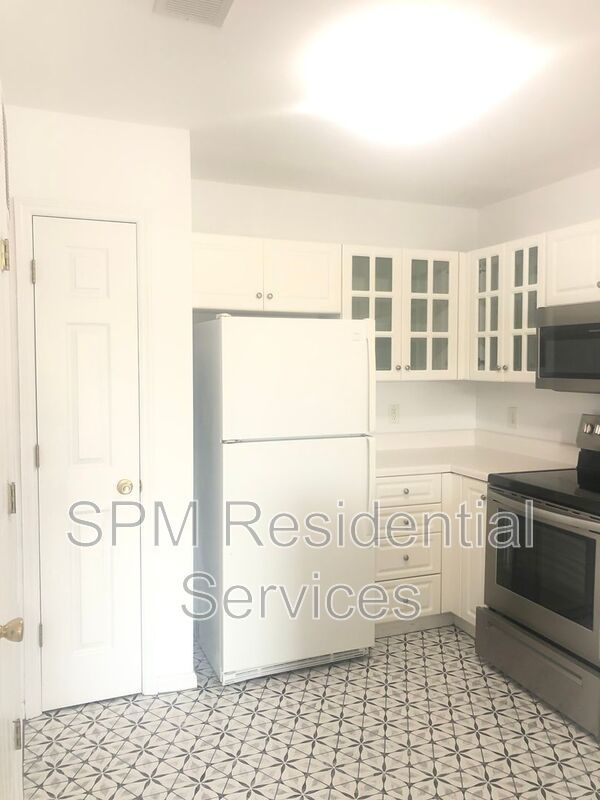 BREEZEWOOD property image
