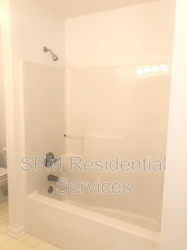 BREEZEWOOD property image